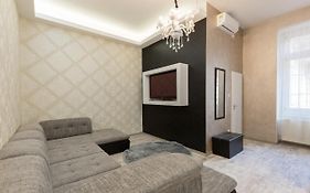 The Golden Executive Apartments